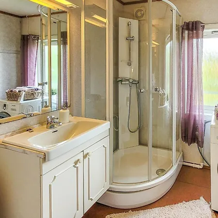 Prázdninový dům Gorgeous In Reksteren With Kitchen Hope (Tysnes)